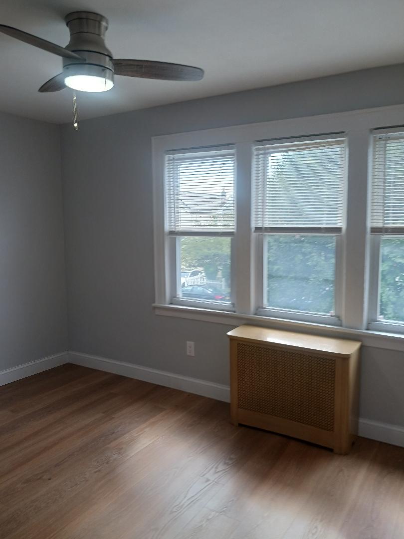 Queens Village, New York, 11429, United States, 3 Bedrooms Bedrooms, ,3 BathroomsBathrooms,Residential,For Sale,1937736