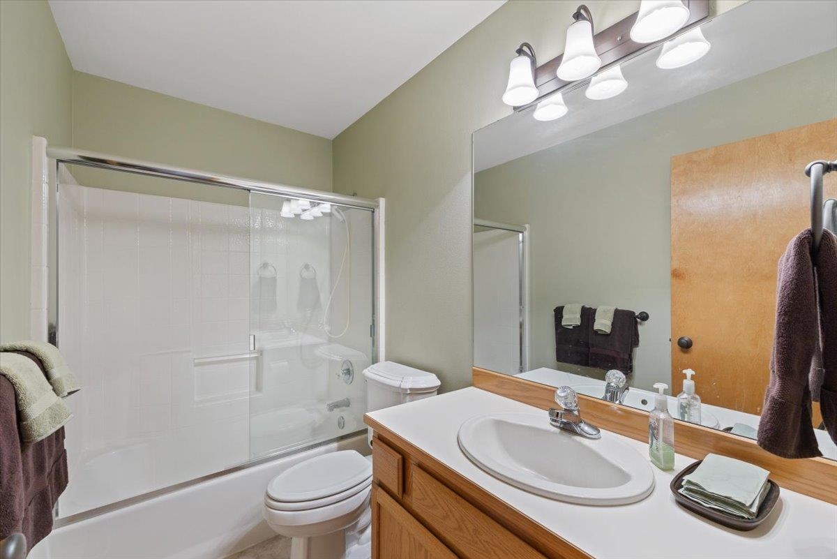 Spokane, Washington, 99223, United States, 3 Bedrooms Bedrooms, ,2 BathroomsBathrooms,Residential,For Sale,1891426