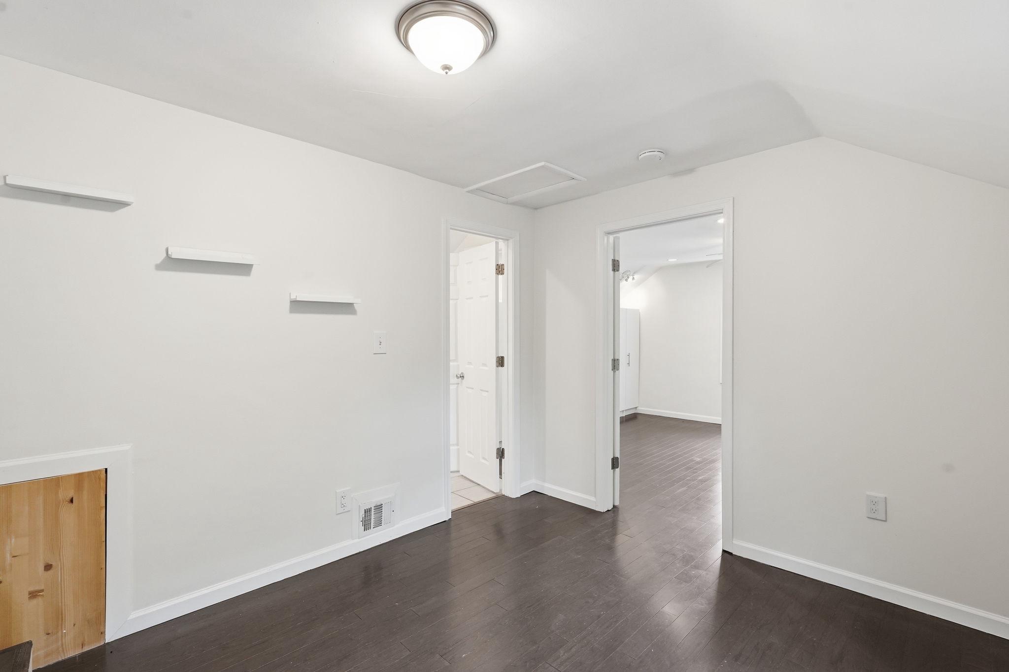  5149 11th Street S, Arlington, VA, 22204 - 物件實景