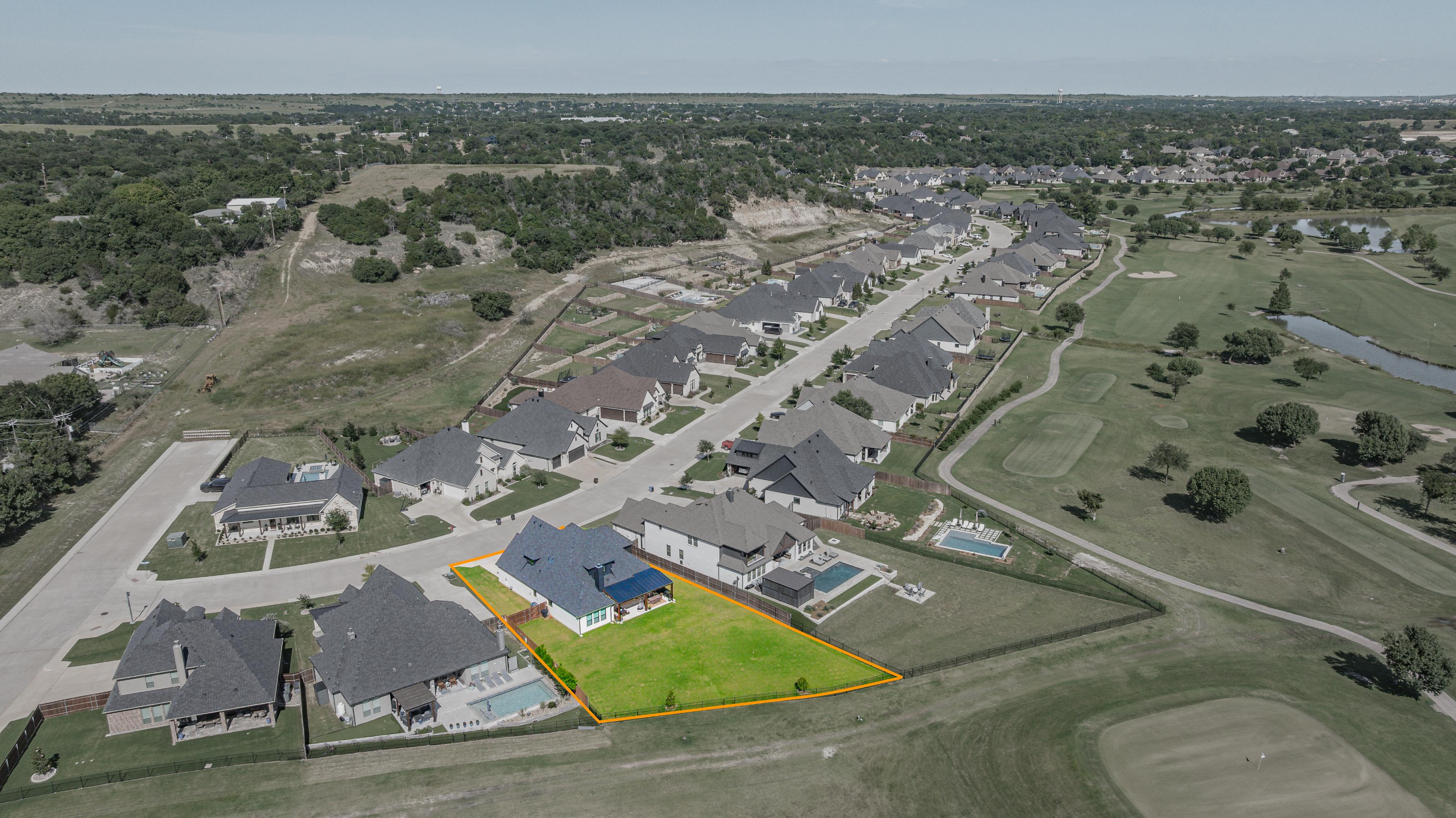  1349 Crown Valley Drive, Weatherford, TX, 76087 - 物件實景