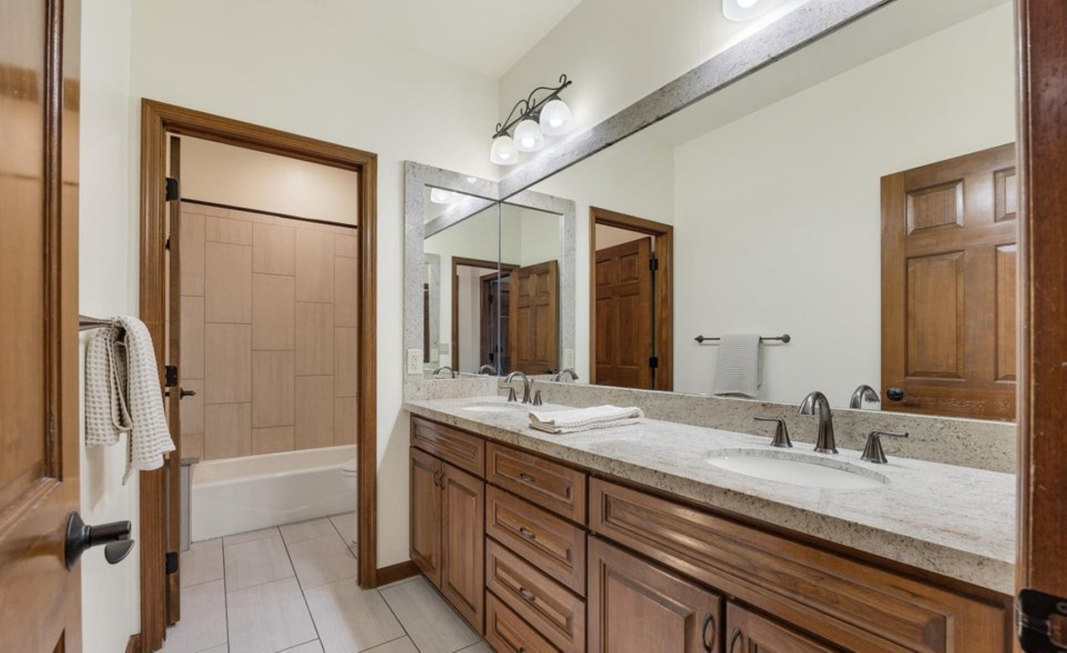  1710 E Calle de la Culebra, Tucson, AZ 85718 - 物件實景