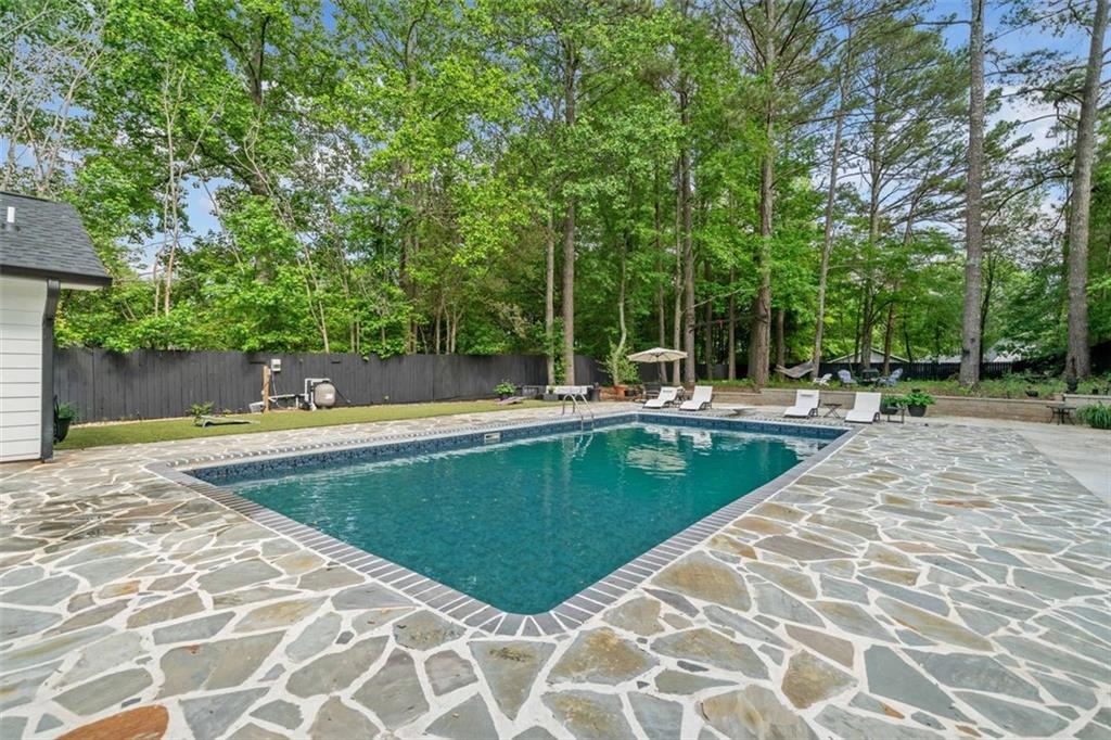 Powder Springs, Georgia, 30127, United States, 3 Bedrooms Bedrooms, ,3 BathroomsBathrooms,Residential,For Sale,1793702