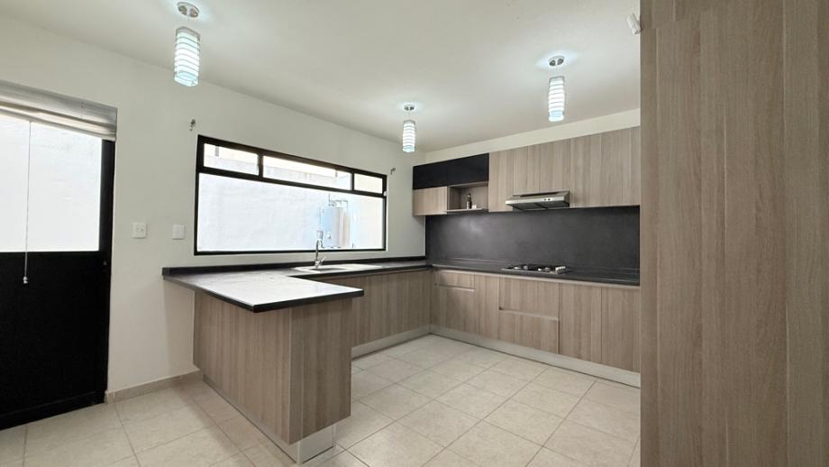 Querétaro, Querétaro, 76116, Mexico, 3 Bedrooms Bedrooms, ,3 BathroomsBathrooms,Residential,For Sale,1994467