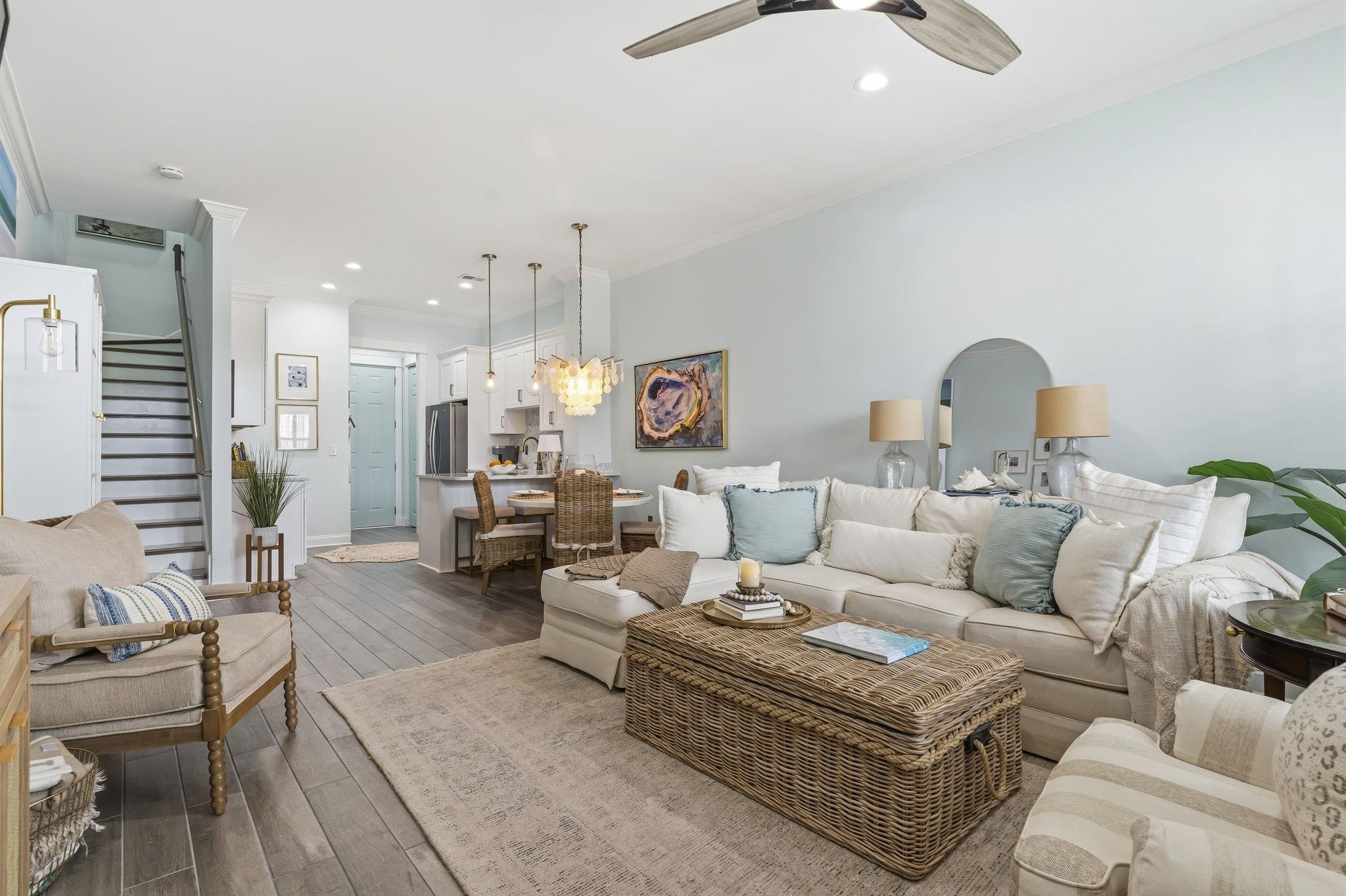  798 Shine Ave  Market Common - 物件實景