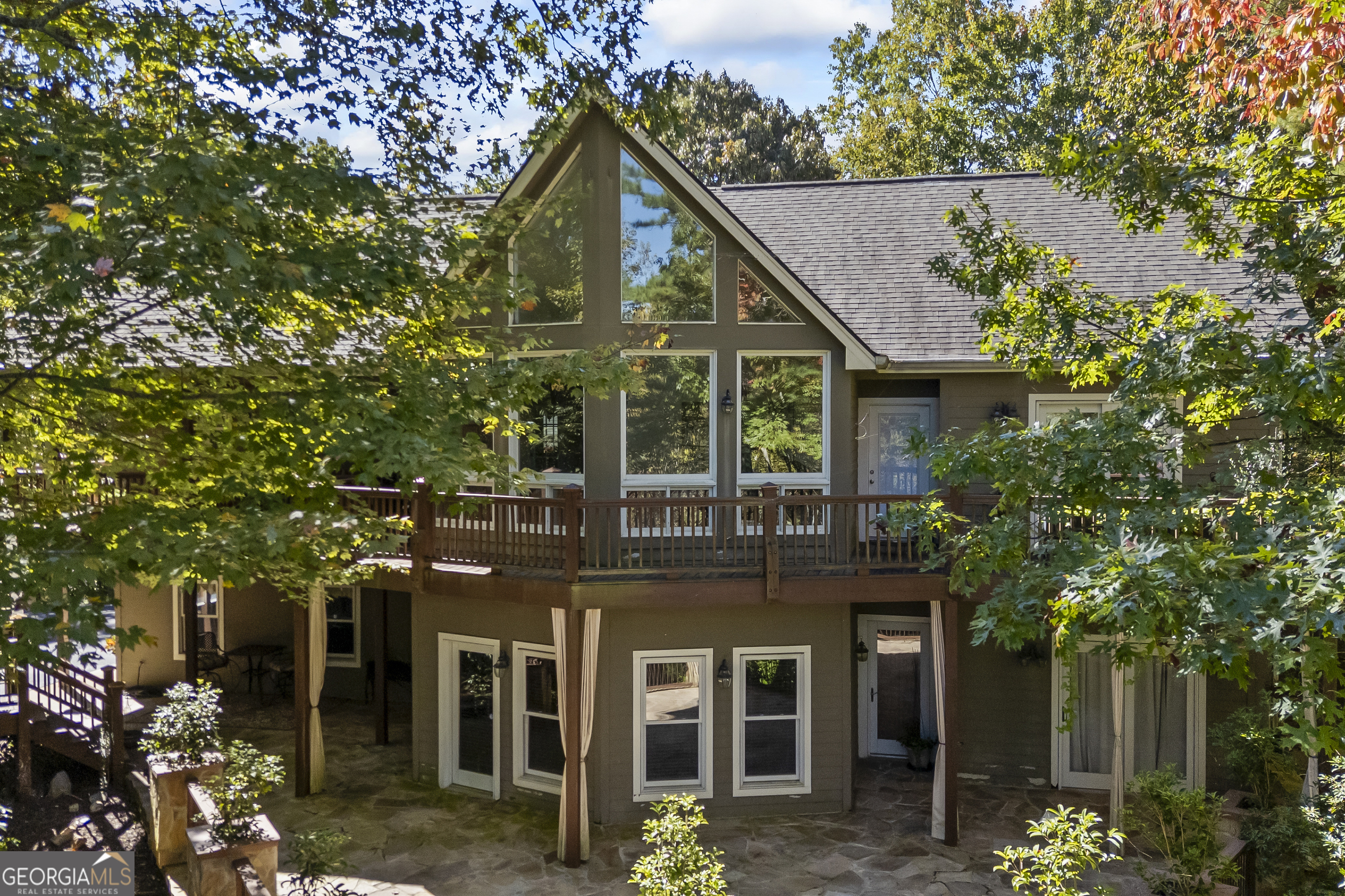 Helen, Georgia, 30545, United States, 3 Bedrooms Bedrooms, ,3 BathroomsBathrooms,Residential,For Sale,1983913