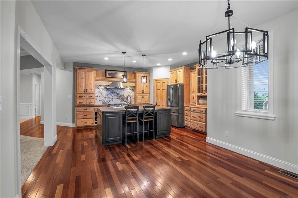 Lawrence, Kansas, 66049, United States, 5 Bedrooms Bedrooms, ,5 BathroomsBathrooms,Residential,For Sale,1848168