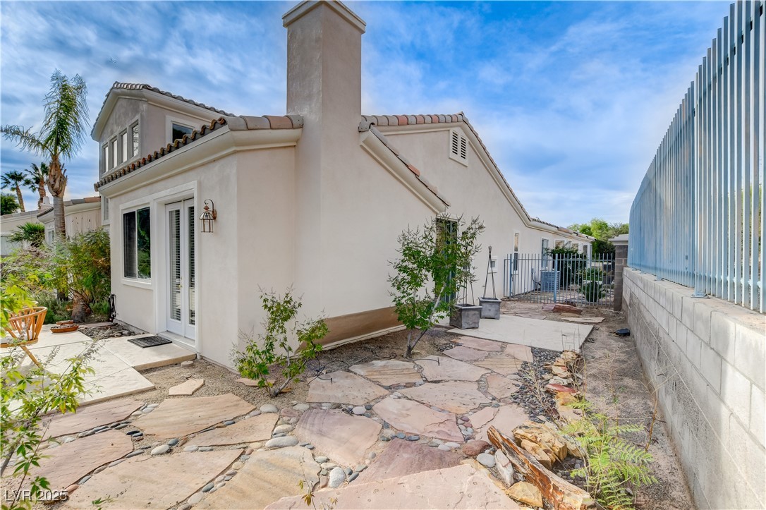 Henderson, Nevada, 89052, United States, 5 Bedrooms Bedrooms, ,4 BathroomsBathrooms,Residential,For Sale,1989374