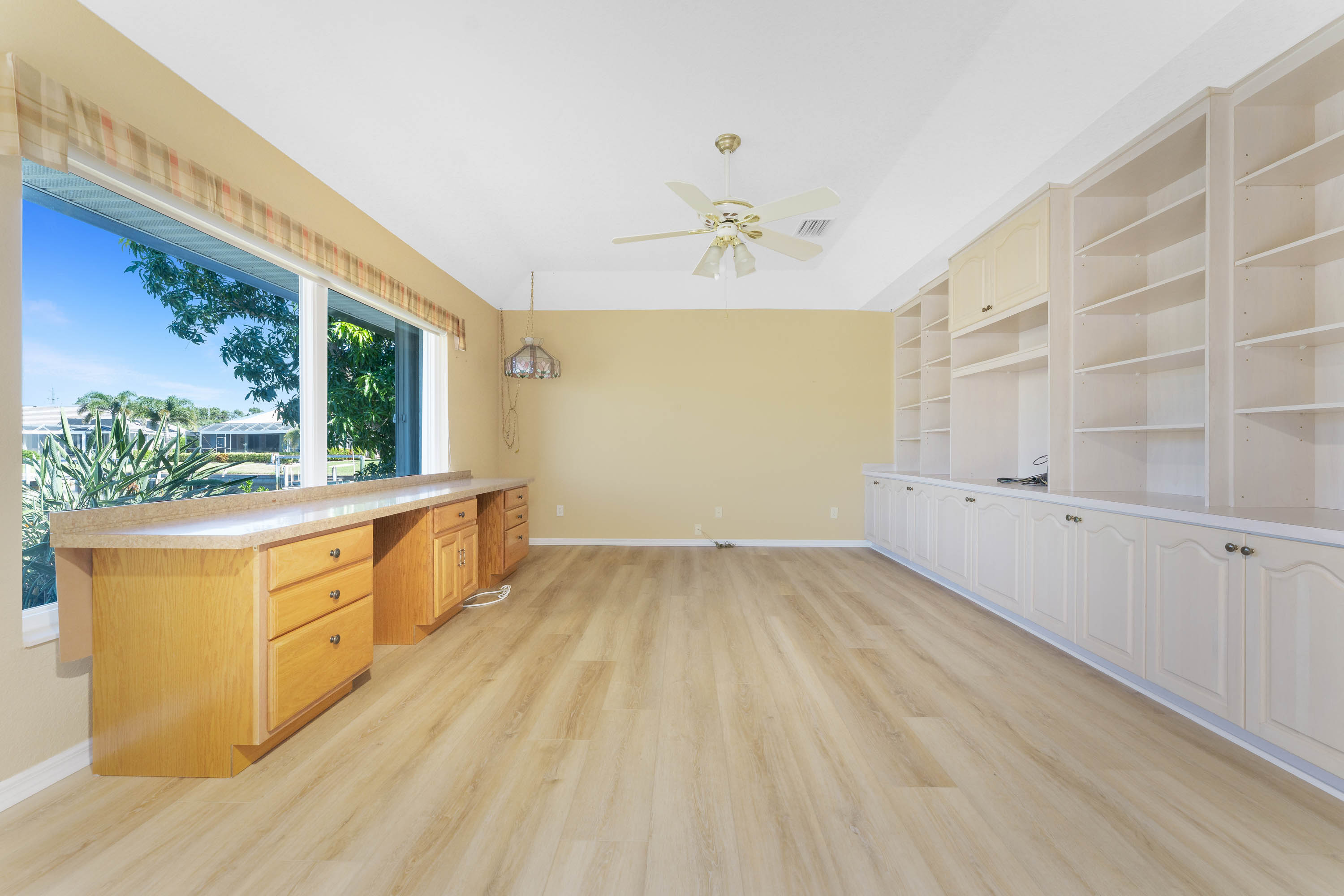 Punta Gorda, Florida, 33950, United States, 3 Bedrooms Bedrooms, ,3 BathroomsBathrooms,Residential,For Sale,1990304