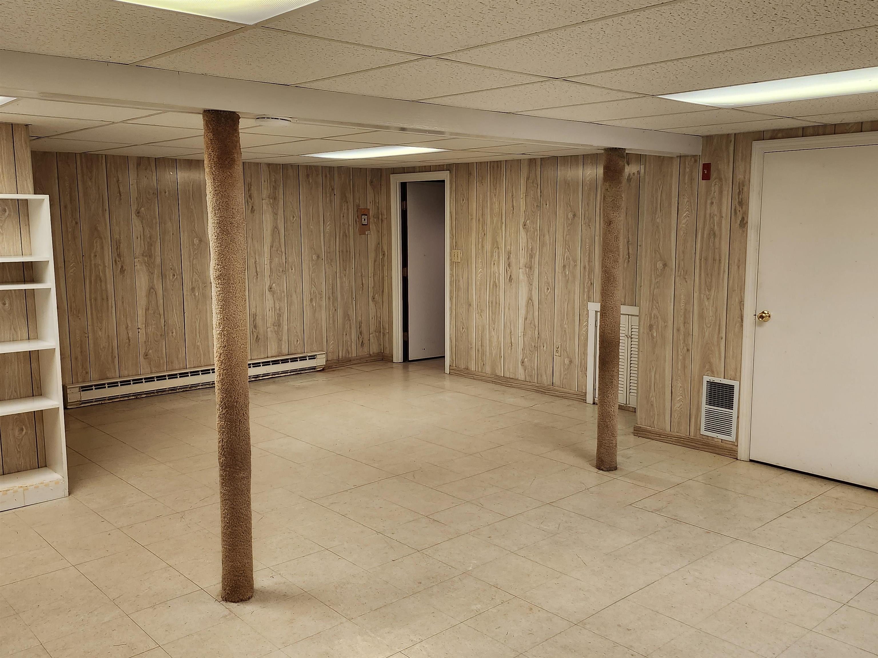 Bedford, New Hampshire, 03110, United States, 4 Bedrooms Bedrooms, ,2 BathroomsBathrooms,Residential,For Sale,1989395