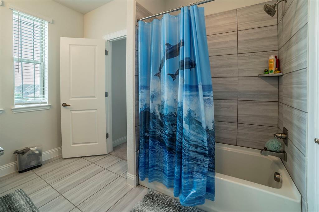 Prosper, Texas, 75078, United States, 5 Bedrooms Bedrooms, ,6 BathroomsBathrooms,Residential,For Sale,1976128