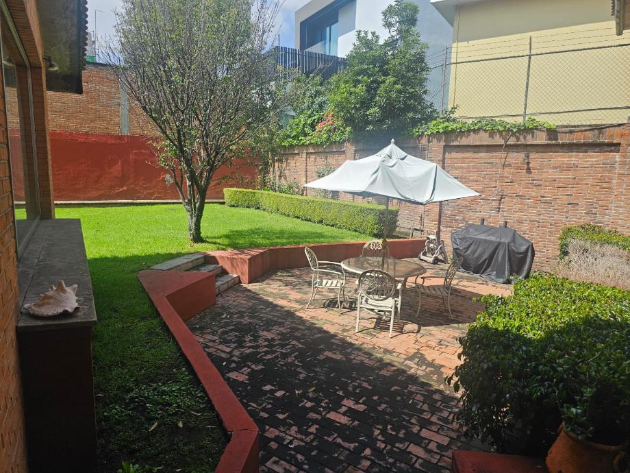 Atizapán de Zaragoza, Estado de méxico, 52950, Mexico, 4 Bedrooms Bedrooms, ,5 BathroomsBathrooms,Residential,For Sale,1940719