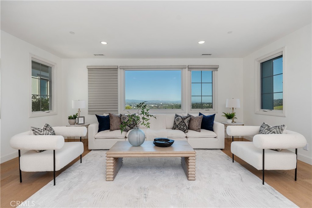 Irvine, California, 92618, United States, 5 Bedrooms Bedrooms, ,6 BathroomsBathrooms,Residential,For Sale,1901058
