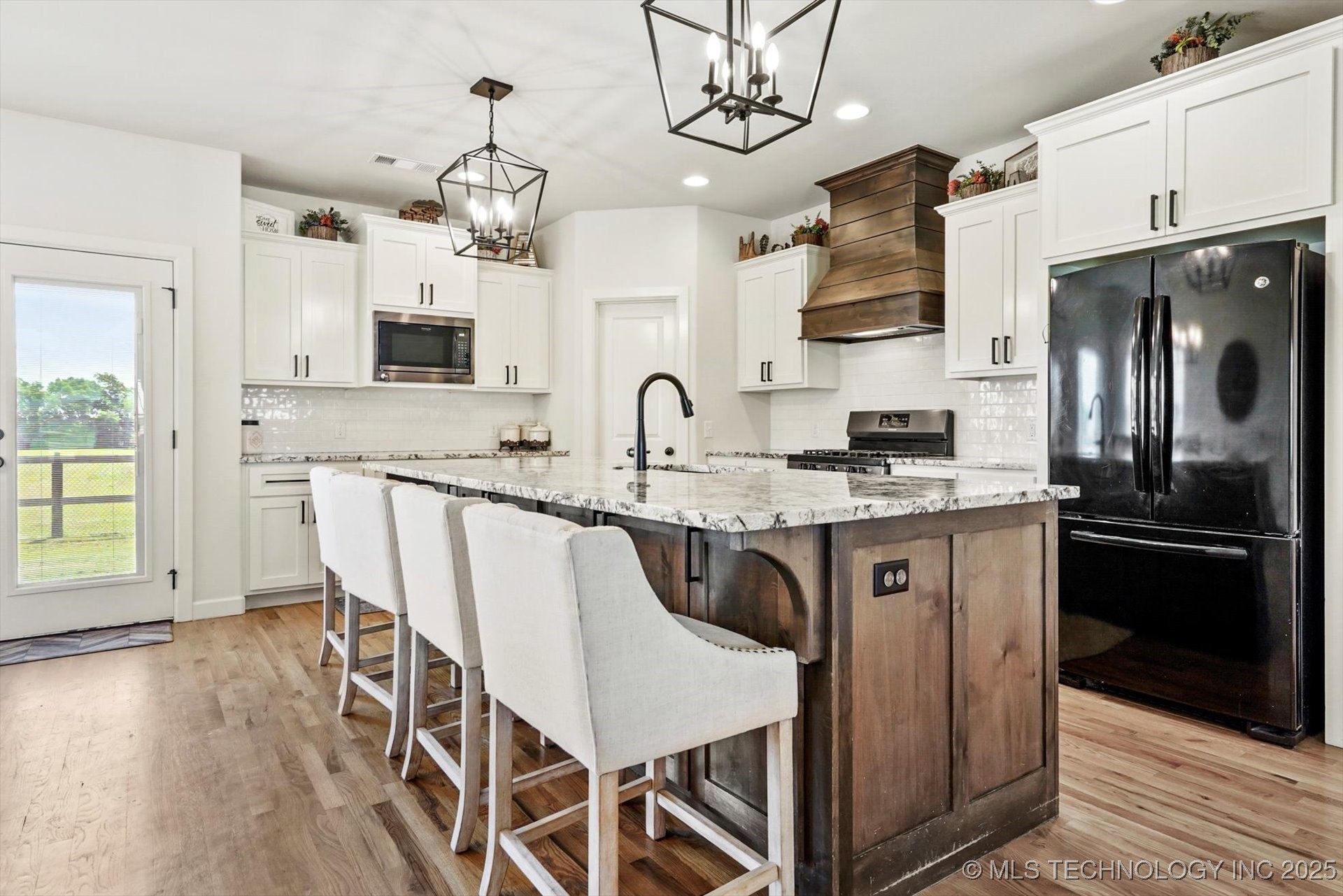 Broken Arrow, Oklahoma, 74014, United States, 4 Bedrooms Bedrooms, ,3 BathroomsBathrooms,Residential,For Sale,1885345