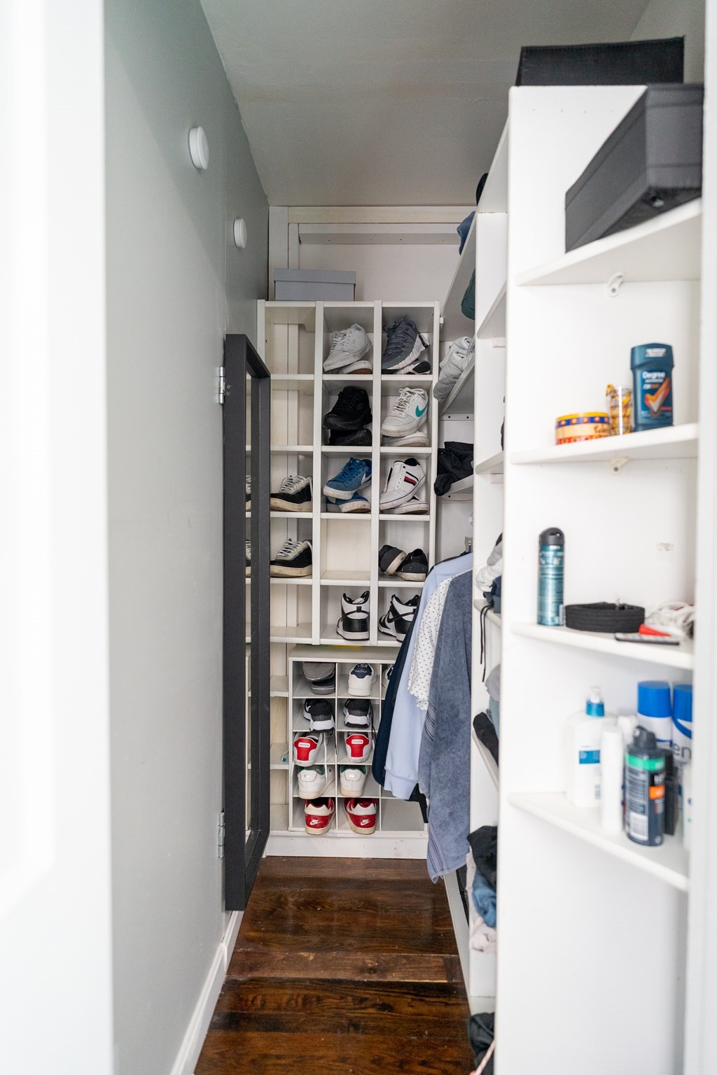 Randolph, Massachusetts, 02368, United States, 4 Bedrooms Bedrooms, ,2 BathroomsBathrooms,Residential,For Sale,2009735