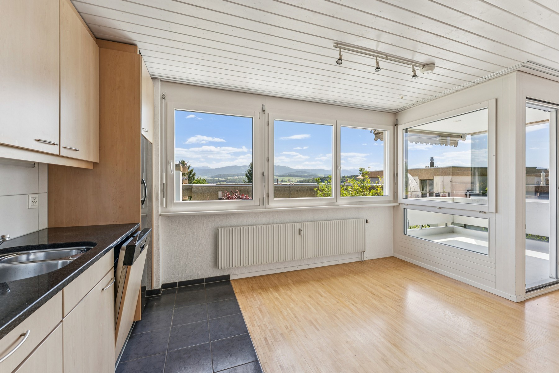  4.5-room apartment with 2 balconies - 物件實景