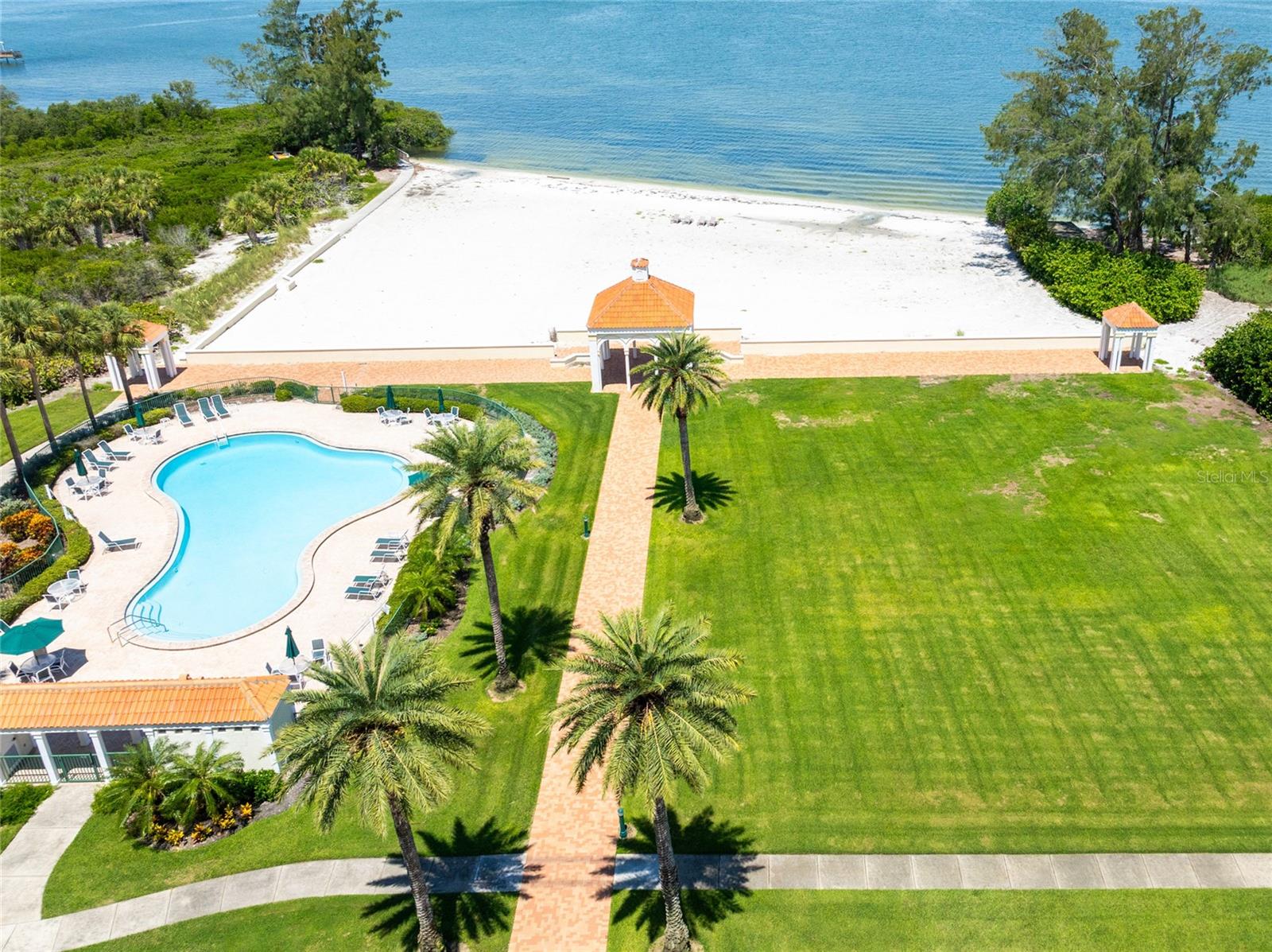St. Petersburg, Florida, 33711, United States, 4 Bedrooms Bedrooms, ,4 BathroomsBathrooms,Residential,For Sale,1900665
