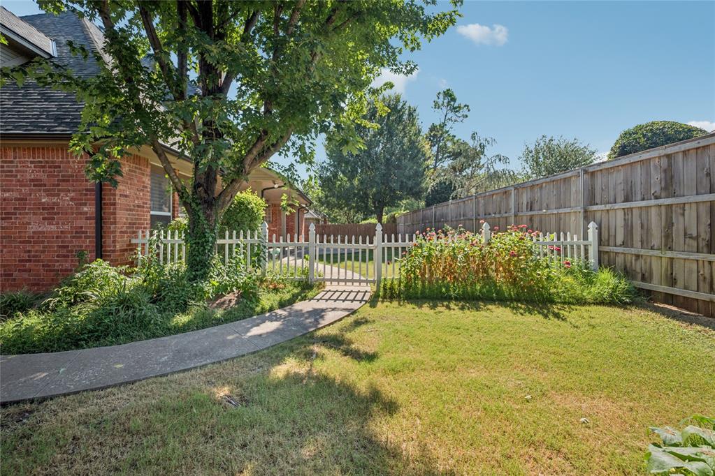 Edmond, Oklahoma, 73013, United States, 4 Bedrooms Bedrooms, ,5 BathroomsBathrooms,Residential,For Sale,1912730