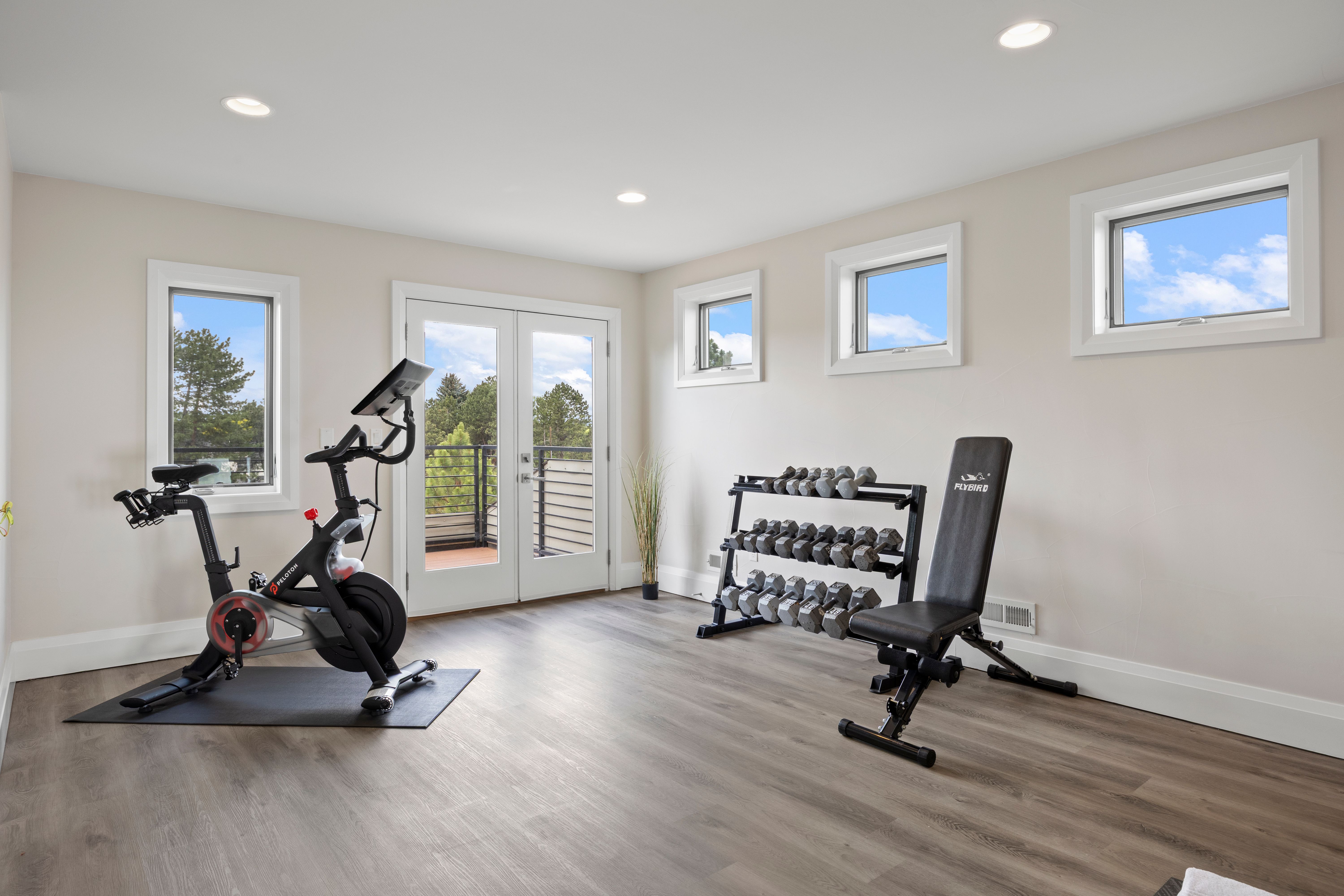  Exceptional Contemporary Move-In Ready Designed For Modern Living - 物件實景