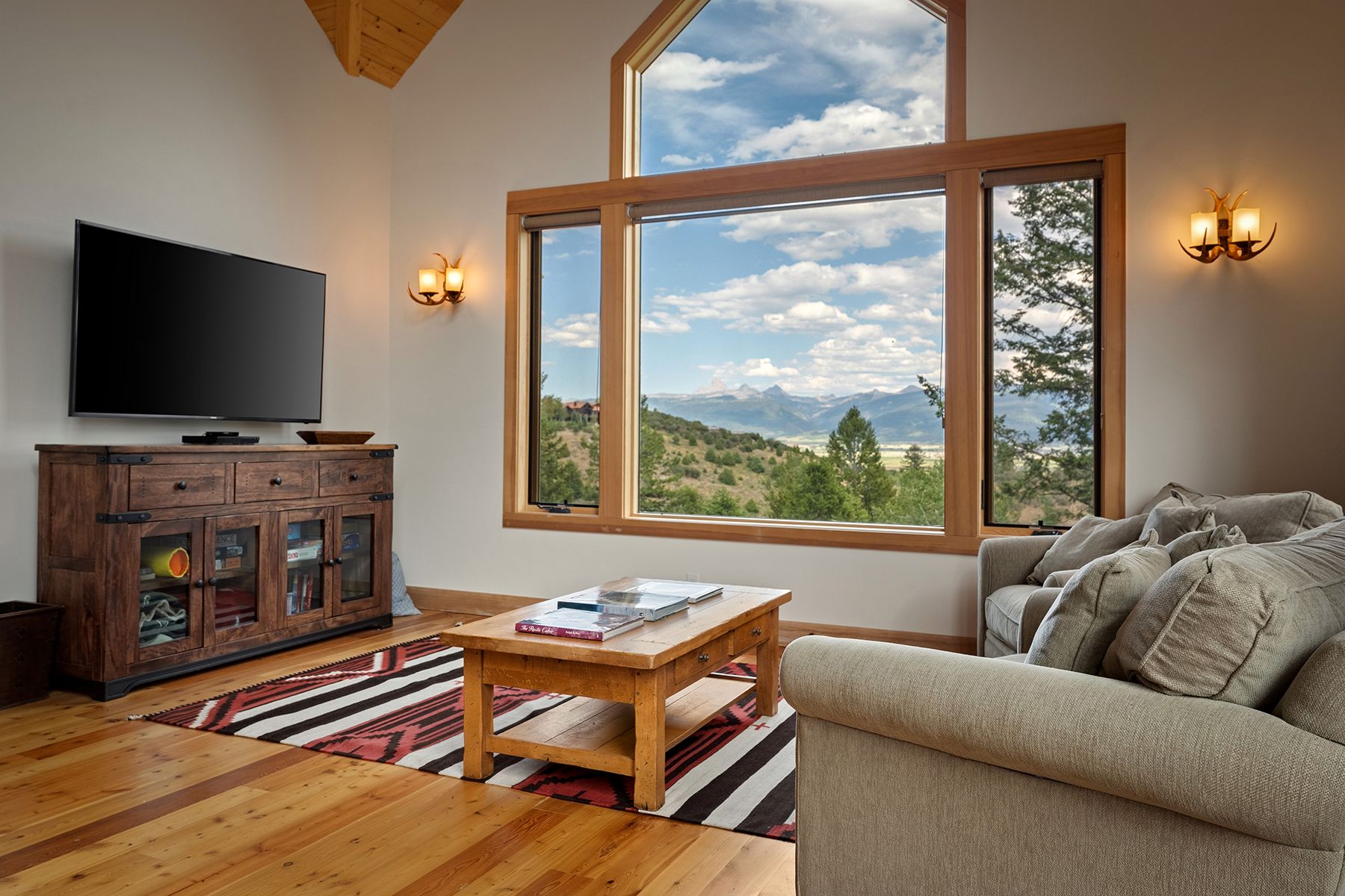  Rocky Creek Ranch - 物件實景