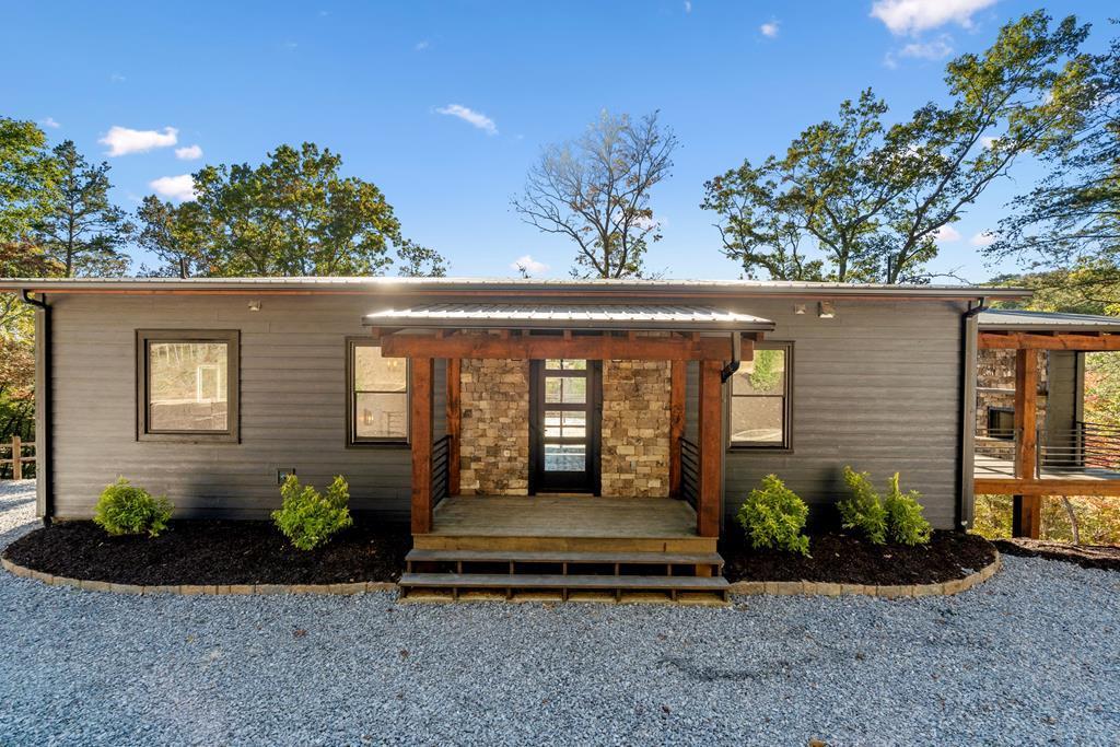 Mineral Bluff, Georgia, 30559, United States, 3 Bedrooms Bedrooms, ,3 BathroomsBathrooms,Residential,For Sale,1984301