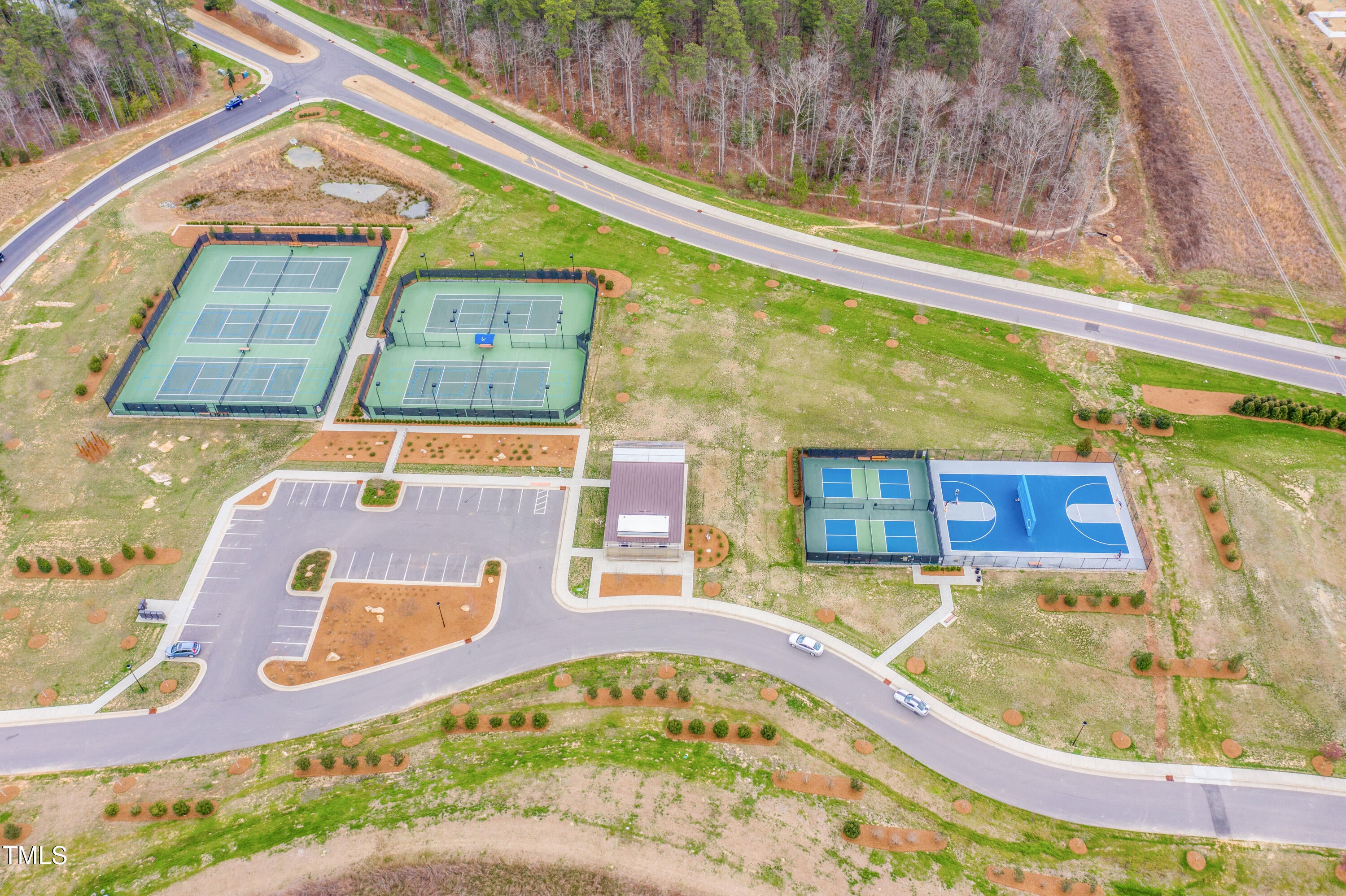 Chapel Hill, North Carolina, 27516, United States, 4 Bedrooms Bedrooms, ,3 BathroomsBathrooms,Residential,For Sale,1905882