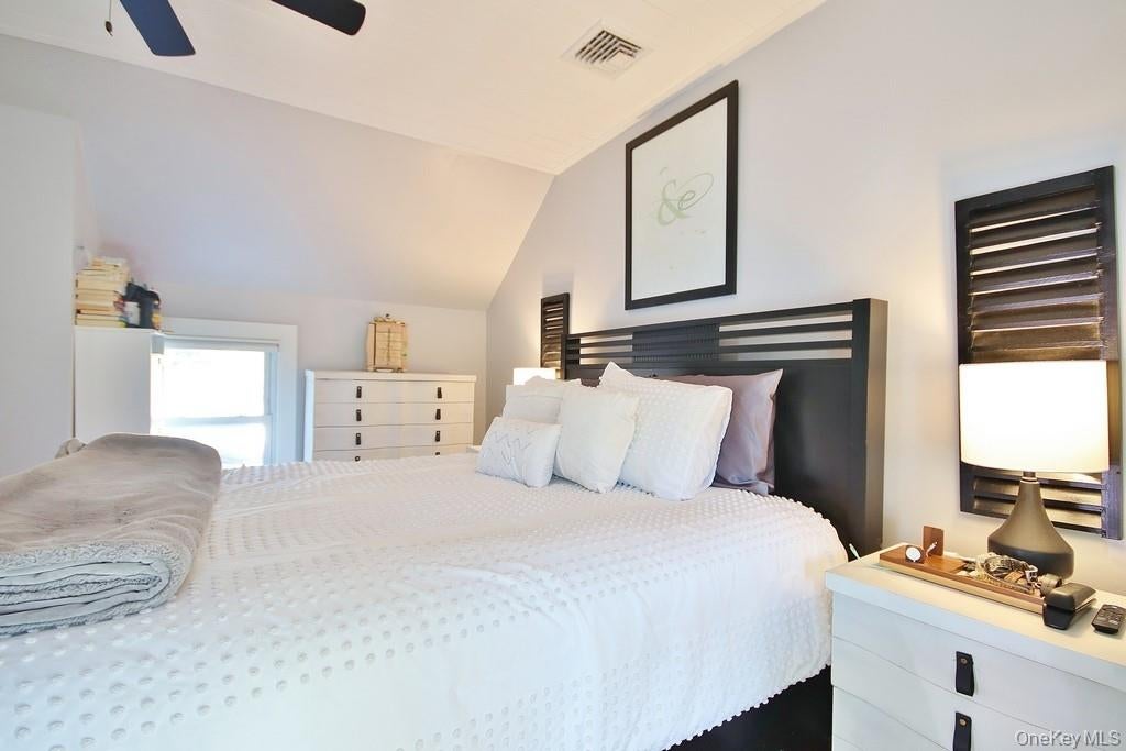 Garnerville, New York, 10923, United States, 3 Bedrooms Bedrooms, ,2 BathroomsBathrooms,Residential,For Sale,1974386