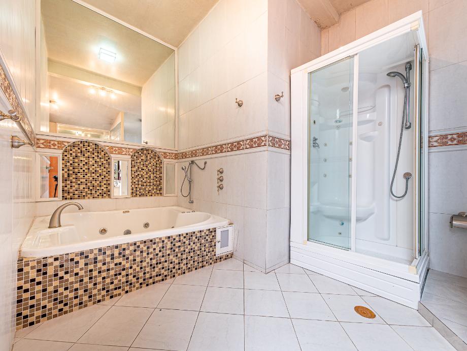 Metepec, Estado de méxico, 52178, Mexico, 4 Bedrooms Bedrooms, ,5 BathroomsBathrooms,Residential,For Sale,1994402