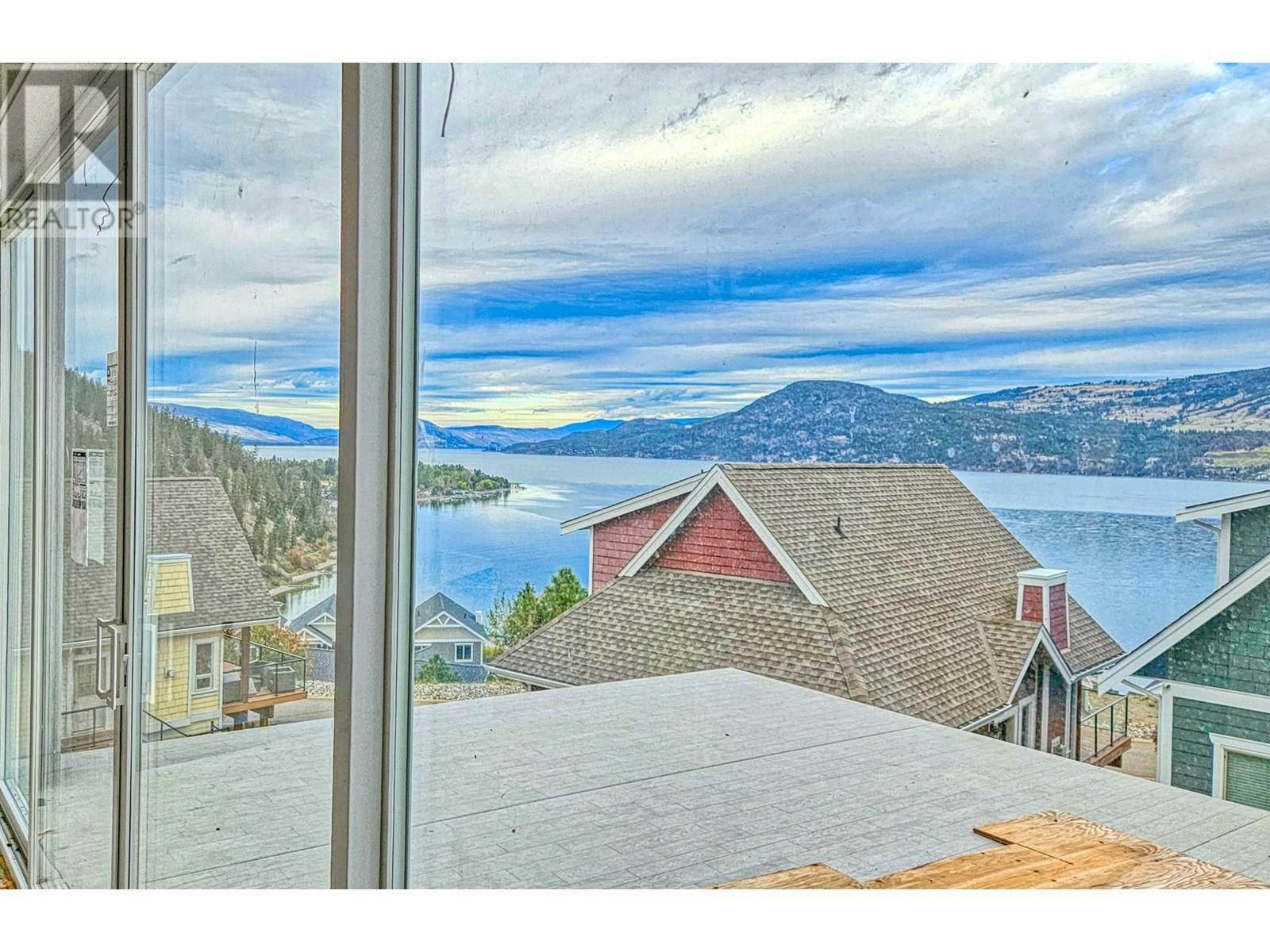 KELOWNA, British Columbia, V1Z 3R8, CA, 3 Bedrooms Bedrooms, ,2 BathroomsBathrooms,Residential,For Sale,1865801