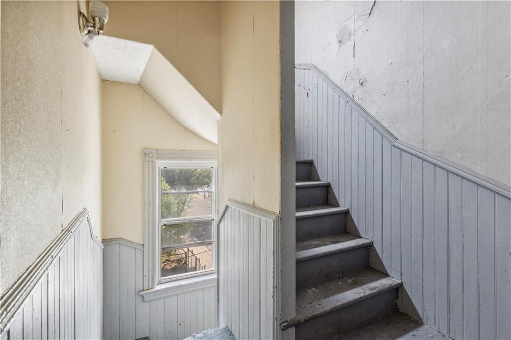 Providence, Rhode Island, 02905, United States, 6 Bedrooms Bedrooms, ,3 BathroomsBathrooms,Residential,For Sale,1928743