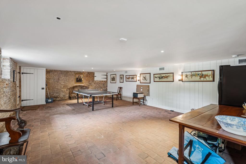 Rappahannock Academy, Virginia, 22538, United States, 4 Bedrooms Bedrooms, ,5 BathroomsBathrooms,Residential,For Sale,1917132