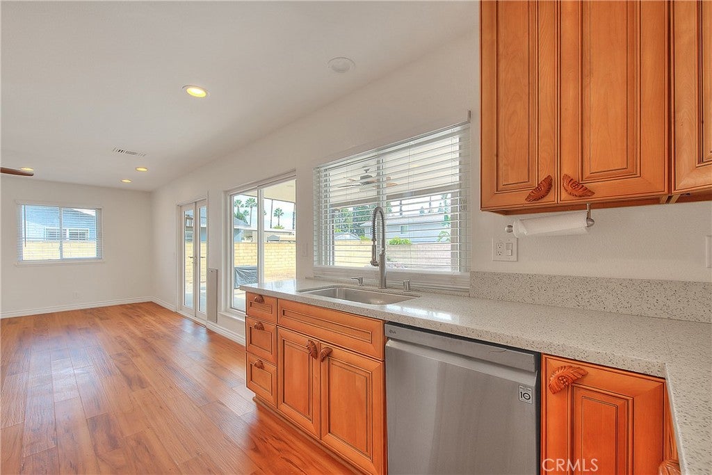 Ontario, California, 91764, United States, 4 Bedrooms Bedrooms, ,3 BathroomsBathrooms,Residential,For Sale,1992341