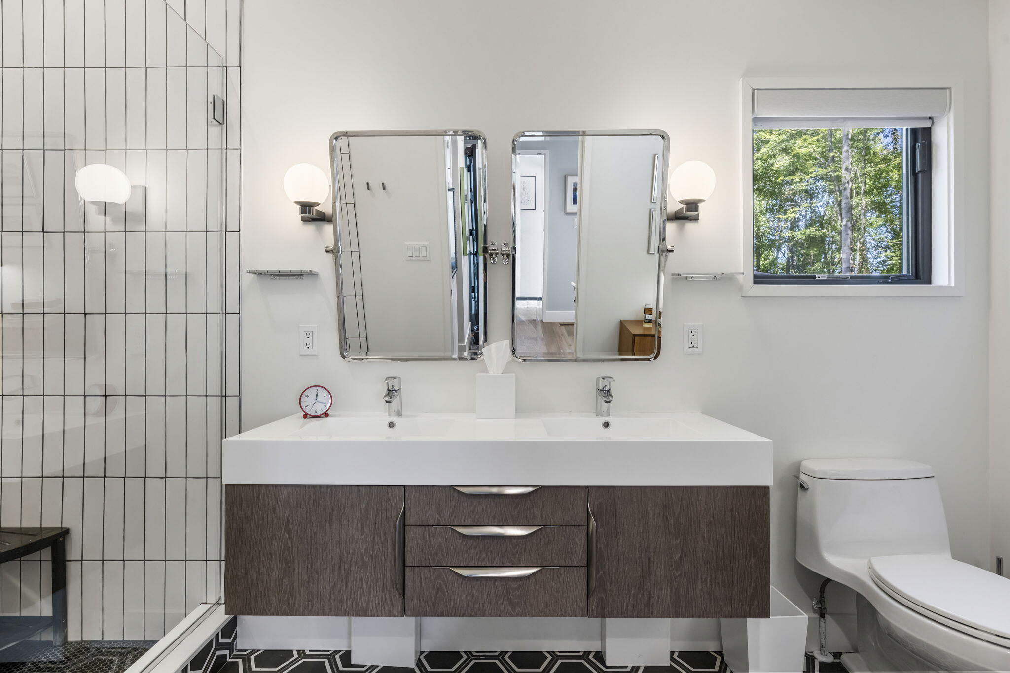 Michigan City, Indiana, 46360, United States, 3 Bedrooms Bedrooms, ,3 BathroomsBathrooms,Residential,For Sale,1988114