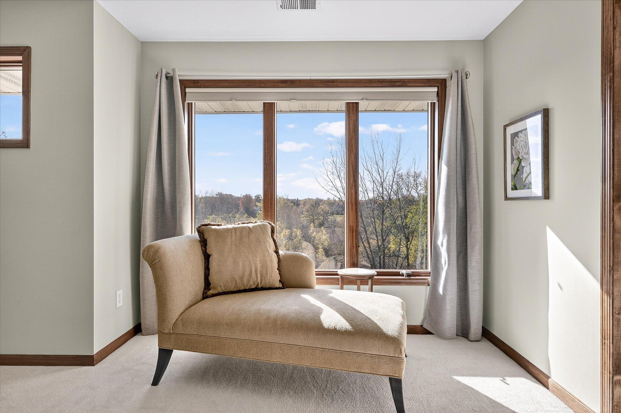 Medina, Minnesota, 55340, United States, 5 Bedrooms Bedrooms, ,3 BathroomsBathrooms,Residential,For Sale,1989034