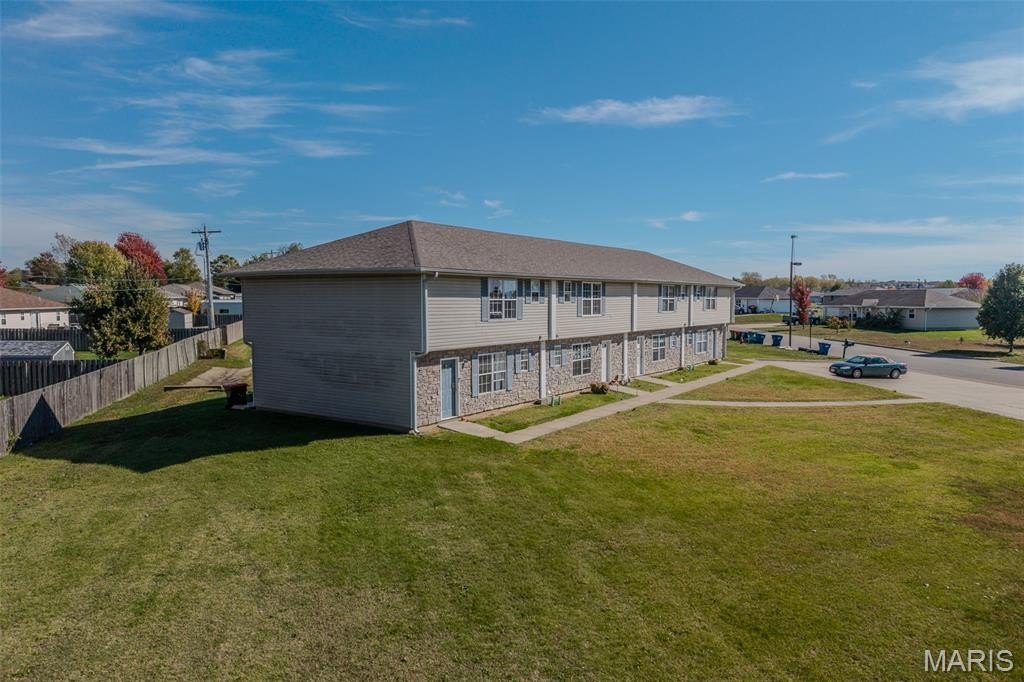 Lebanon, Missouri, 65536, United States, ,Residential,For Sale,1990490