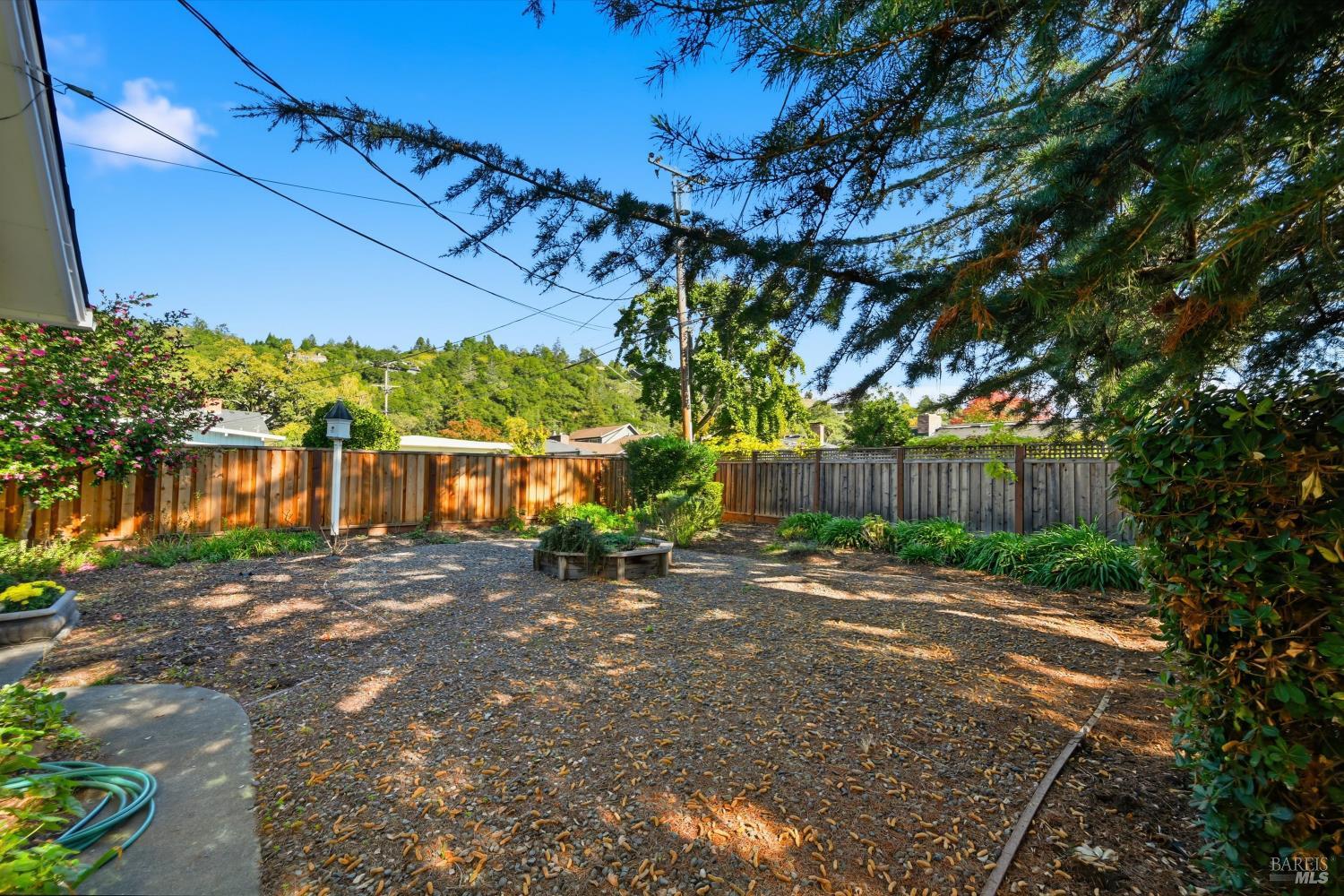 Santa Rosa, California, 95404, United States, 3 Bedrooms Bedrooms, ,2 BathroomsBathrooms,Residential,For Sale,1986551