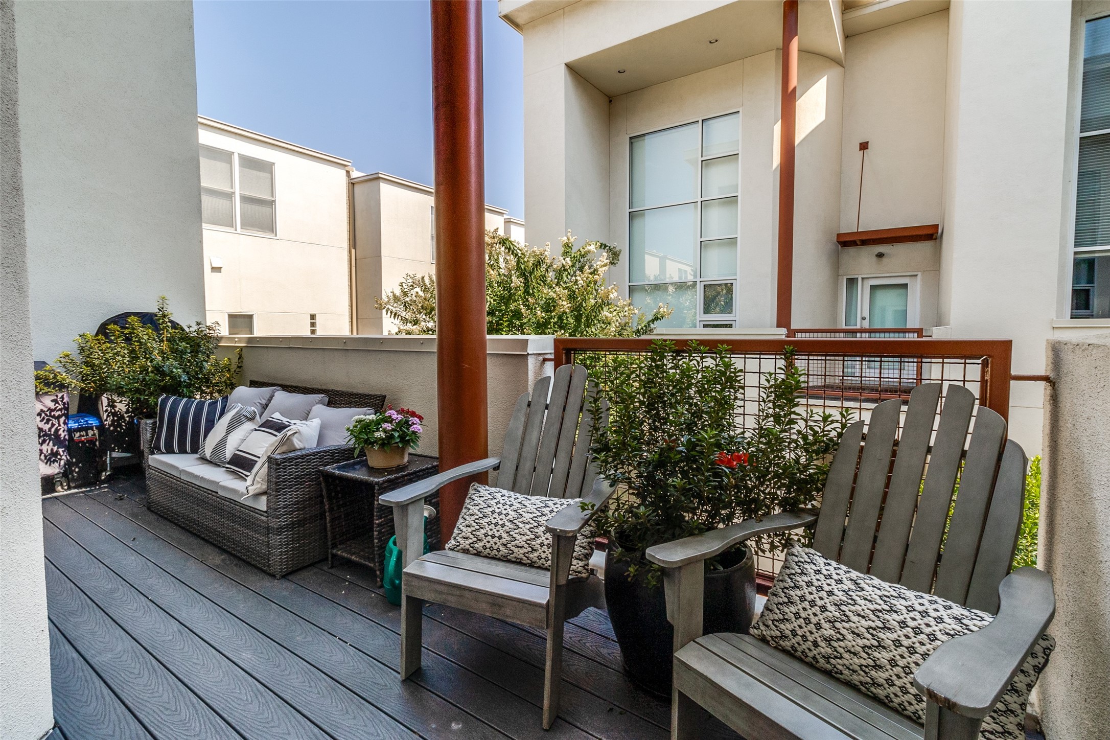 Dallas, Texas, 75204, United States, 2 Bedrooms Bedrooms, ,3 BathroomsBathrooms,Residential,For Sale,1917449