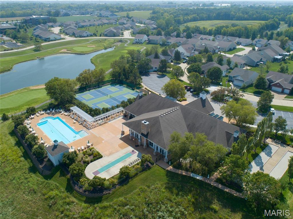 Lake St Louis, Missouri, 63367, United States, 2 Bedrooms Bedrooms, ,2 BathroomsBathrooms,Residential,For Sale,1901912