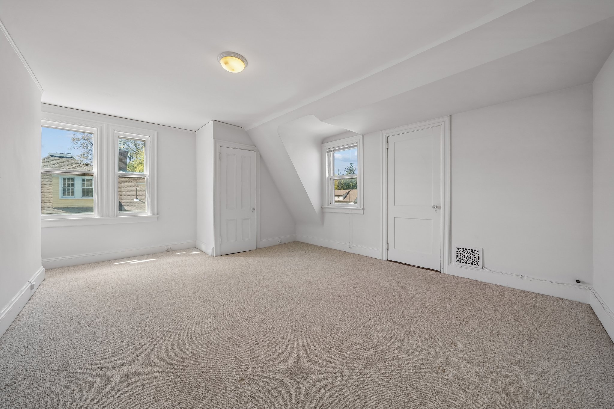  215 Inwood Avenue, Montclair, NJ 07043 - 物件實景