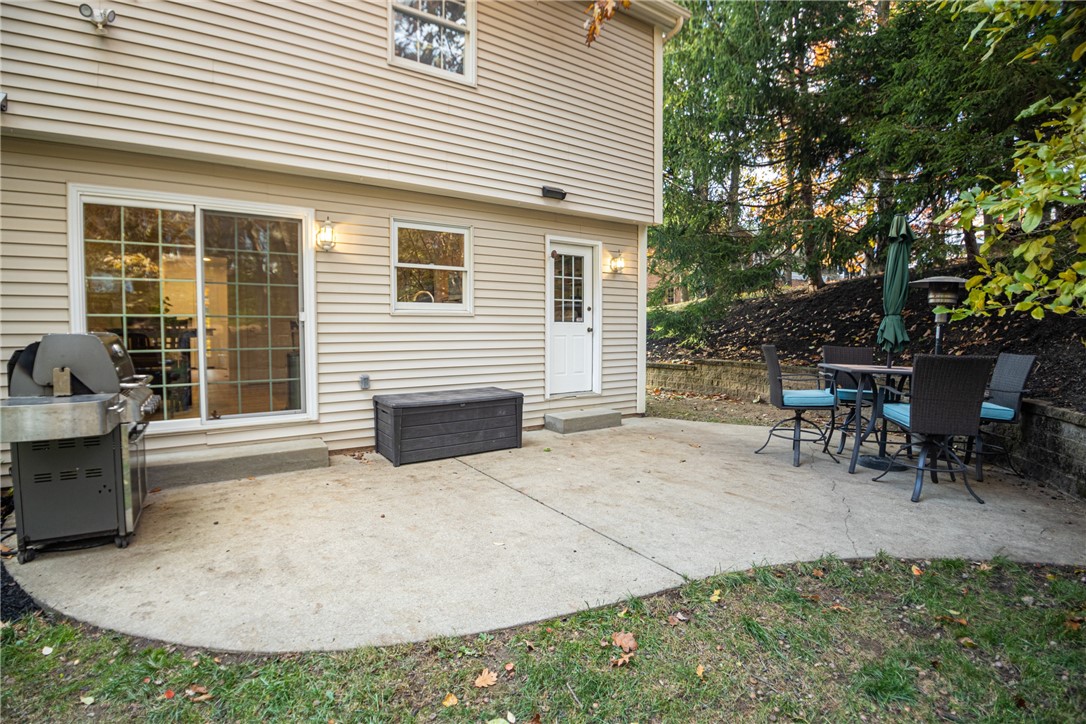 Franklin Park, Pennsylvania, 15090, United States, 4 Bedrooms Bedrooms, ,3 BathroomsBathrooms,Residential,For Sale,1987984