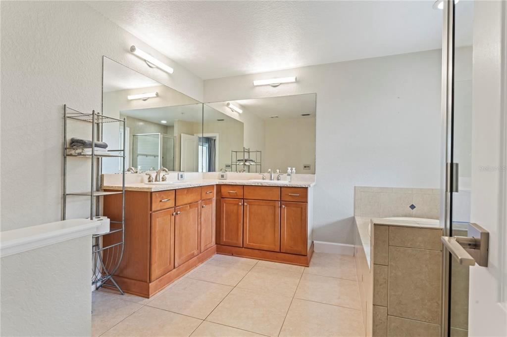 Indian Rocks Beach, Florida, 33785, United States, 3 Bedrooms Bedrooms, ,3 BathroomsBathrooms,Residential,For Sale,1837503