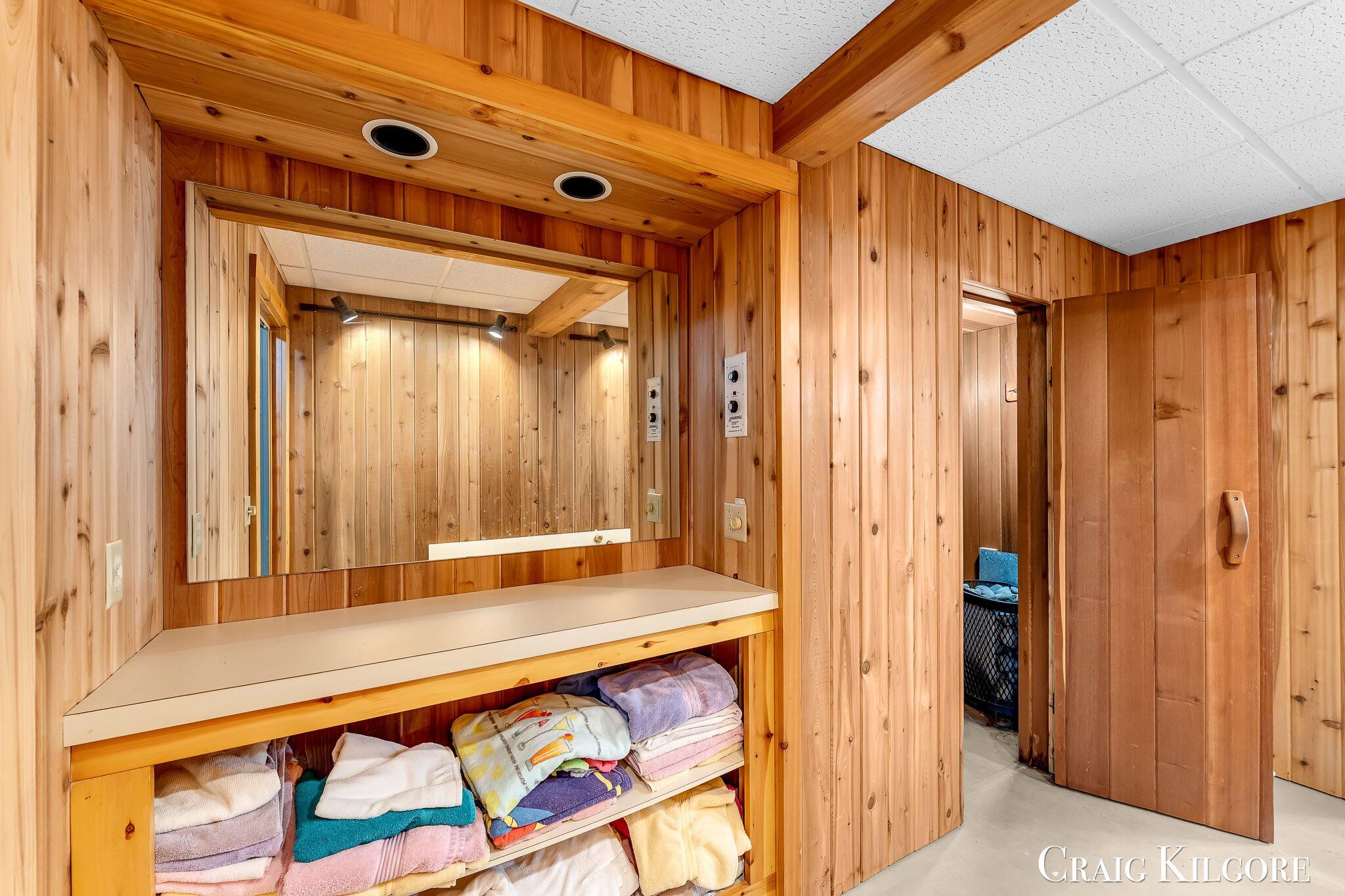 Spring Lake, Michigan, 49456, United States, 2 Bedrooms Bedrooms, ,3 BathroomsBathrooms,Residential,For Sale,2003157