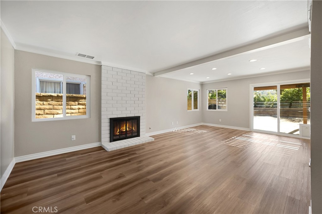 Pomona, California, 91766, United States, 4 Bedrooms Bedrooms, ,2 BathroomsBathrooms,Residential,For Sale,1904268