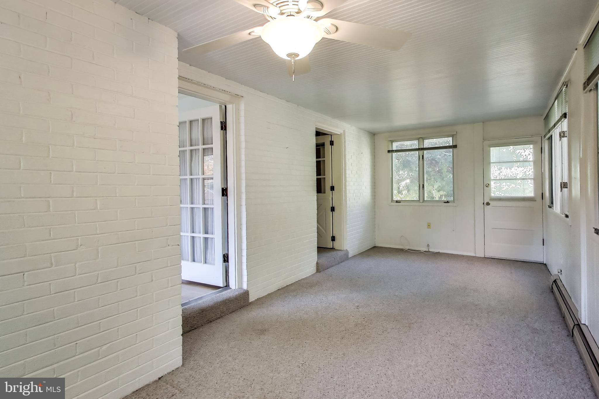 Cheverly, Maryland, 20785, United States, 5 Bedrooms Bedrooms, ,2 BathroomsBathrooms,Residential,For Sale,1990402