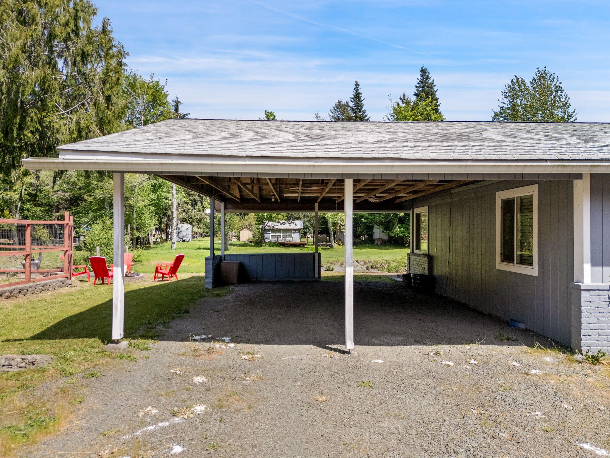  560 Mountain Trail Road, Brinnon, WA 98320 - 物件實景