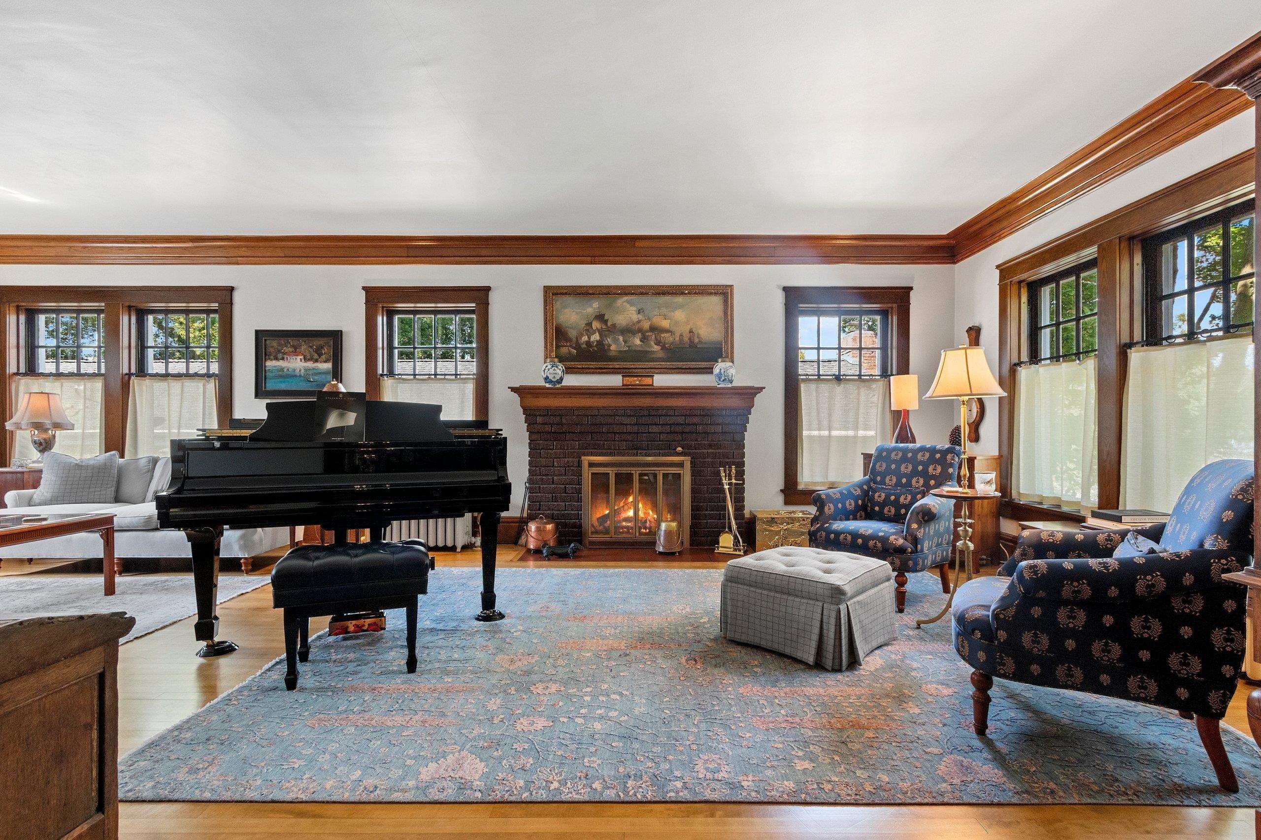 GREEN BAY, Wisconsin, 54301-3217, United States, 4 Bedrooms Bedrooms, ,3 BathroomsBathrooms,Residential,For Sale,1984503