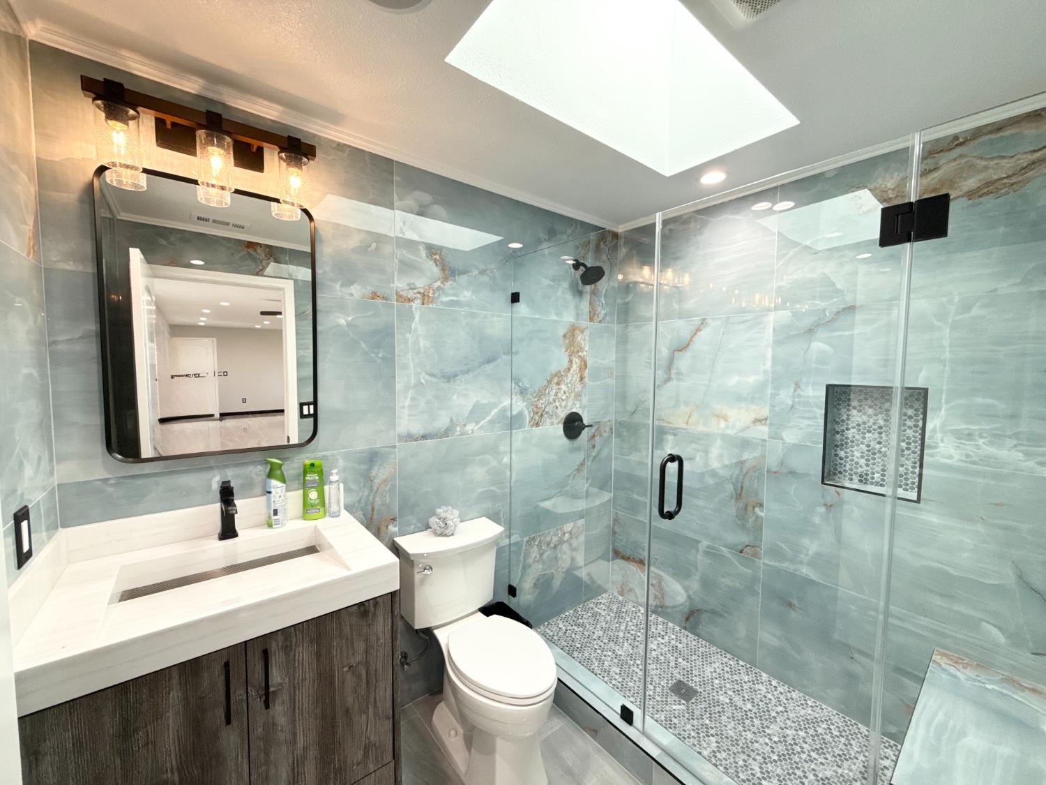 Chowchilla, California, 93610, United States, 3 Bedrooms Bedrooms, ,2 BathroomsBathrooms,Residential,For Sale,1993828