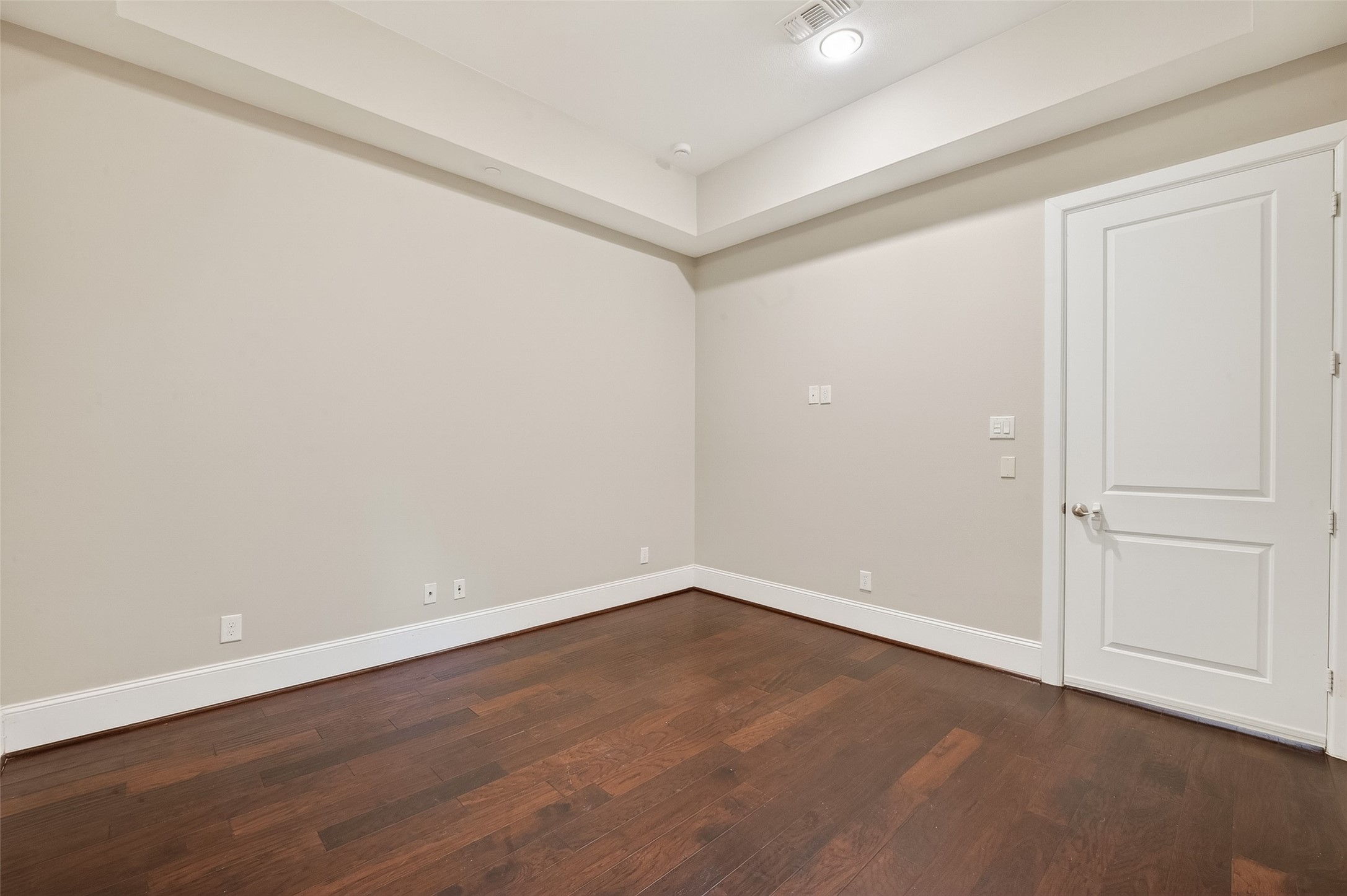  816 Yale Street C - 物件實景
