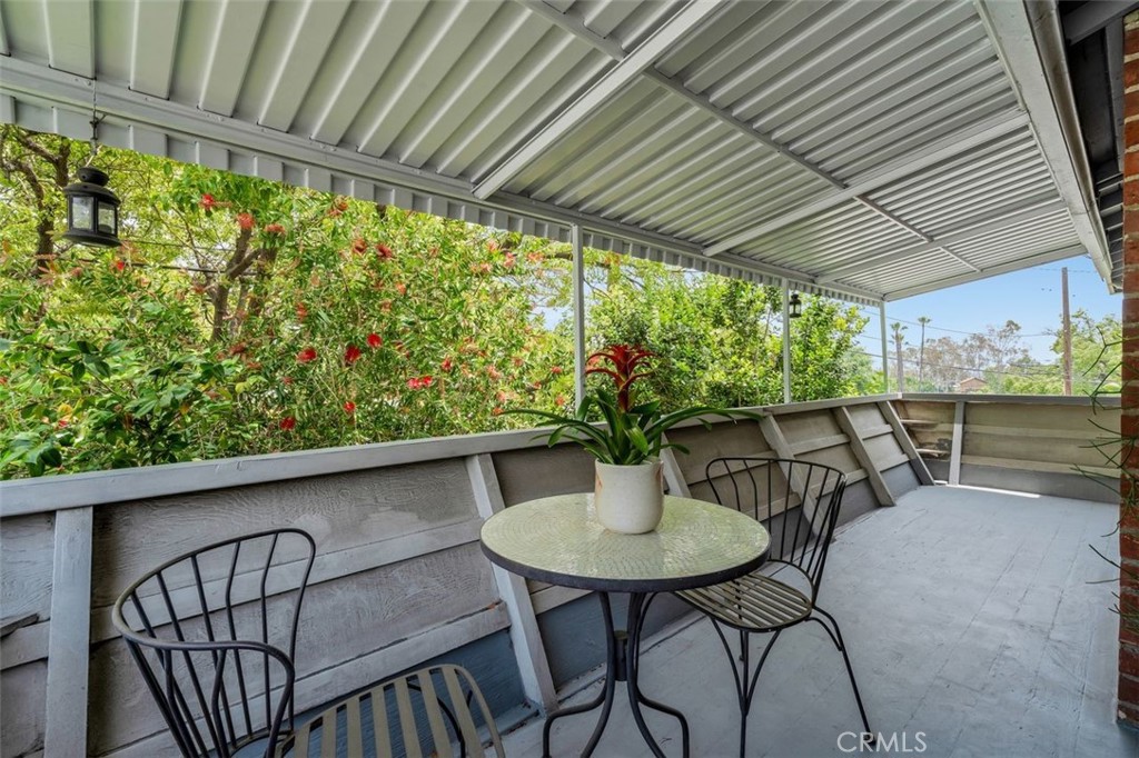 Pasadena, California, 91107, United States, 2 Bedrooms Bedrooms, ,2 BathroomsBathrooms,Residential,For Sale,1896014