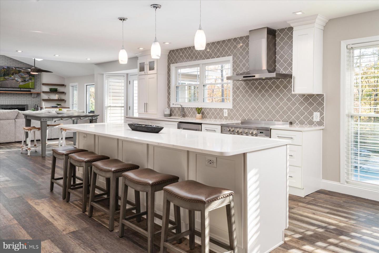 Pasadena, Maryland, 21122, United States, 4 Bedrooms Bedrooms, ,4 BathroomsBathrooms,Residential,For Sale,1989268