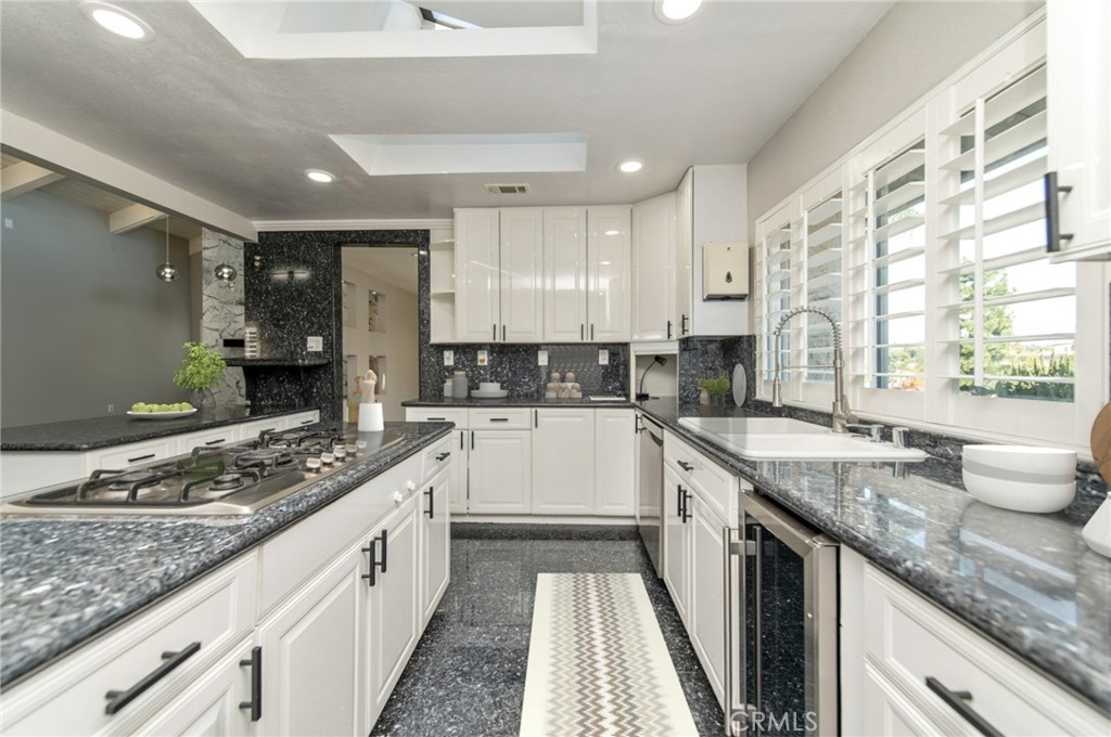 Diamond Bar, California, 91765, United States, 4 Bedrooms Bedrooms, ,3 BathroomsBathrooms,Residential,For Sale,2007497